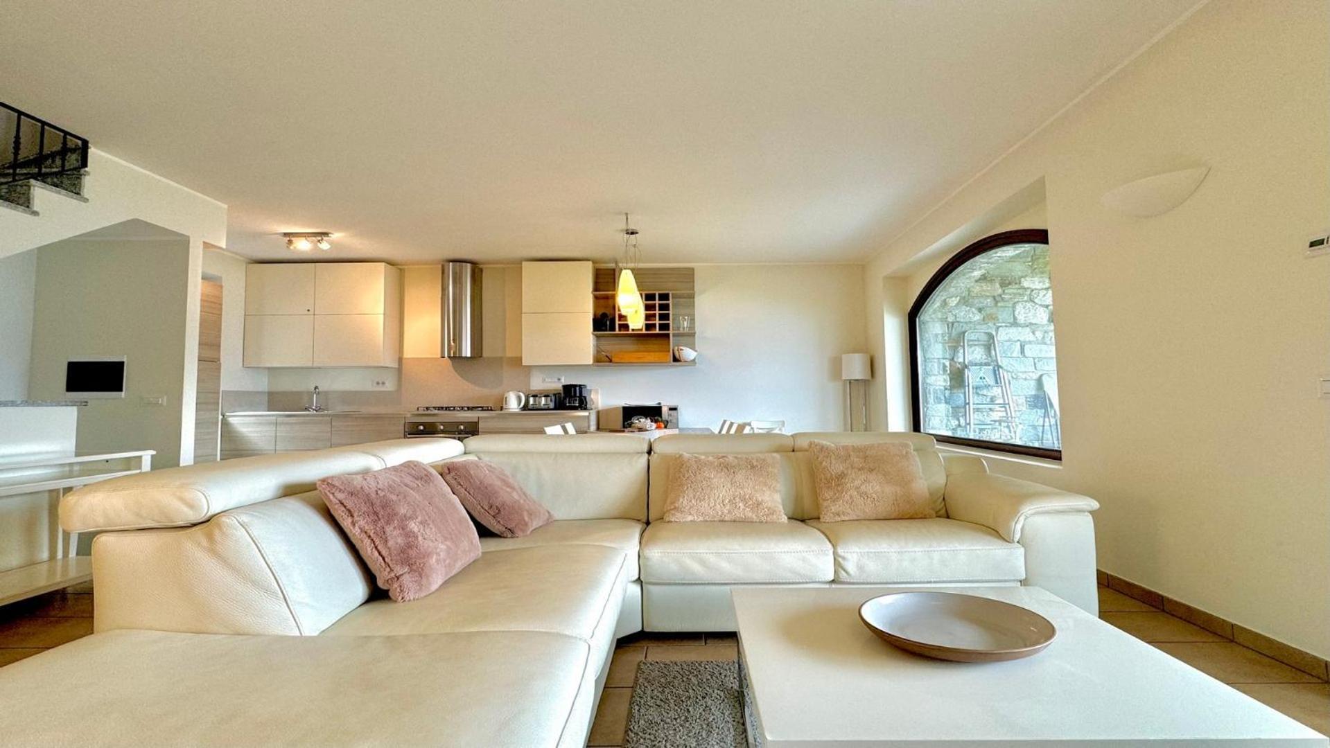 Villa Aurelia Плезио Экстерьер фото