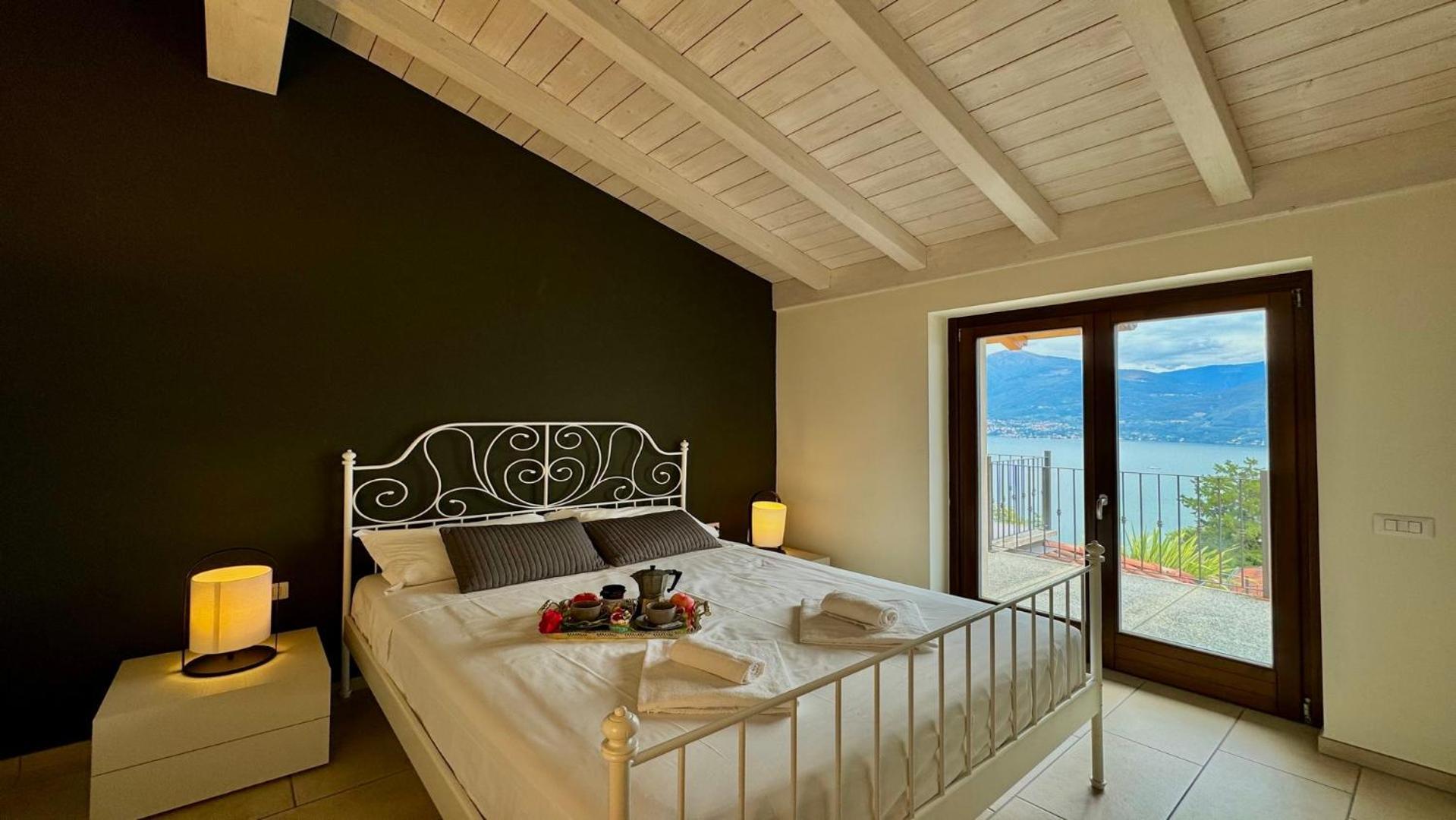 Villa Aurelia Плезио Экстерьер фото