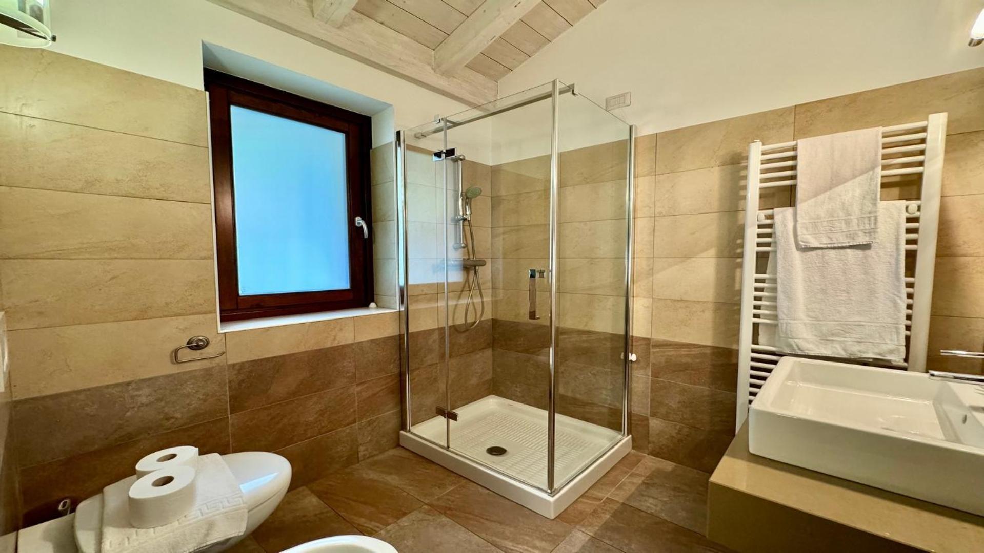 Villa Aurelia Плезио Экстерьер фото